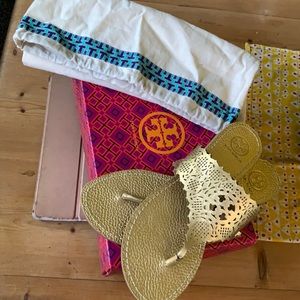 Tory Burch Roselle thong sandals size 7 NEW